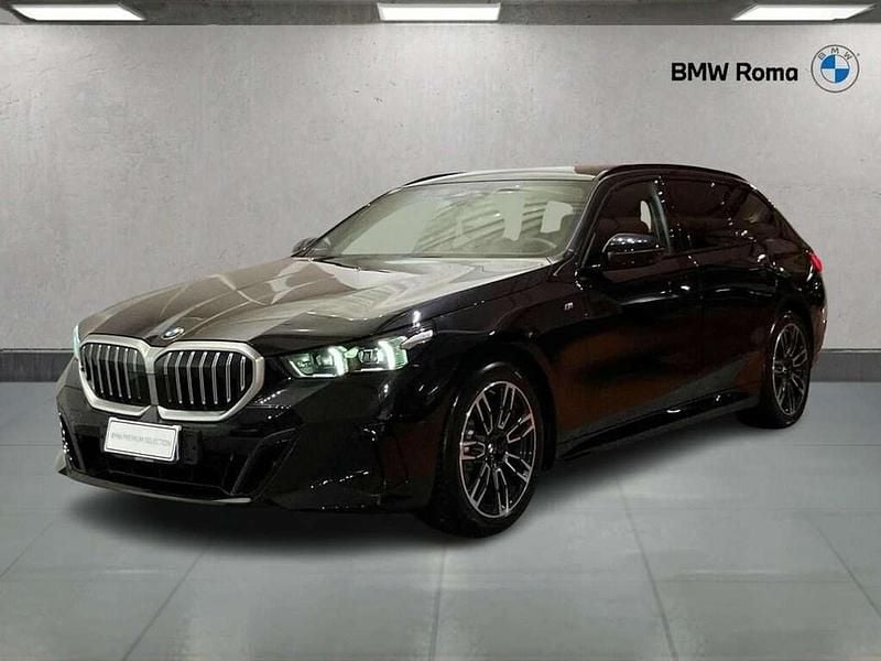 Usata BMW 520 M Sport 197 CV (144 kW) 2025 Black sapphire metallic Station wagon