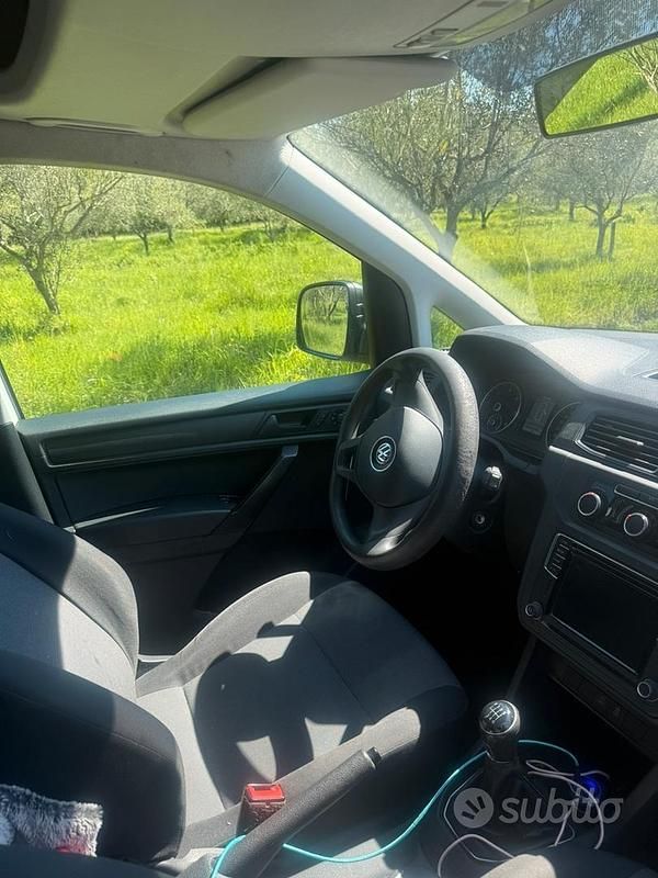 Usata VW Caddy 122 CV (89 kW) 2019 Bianco Monovolume