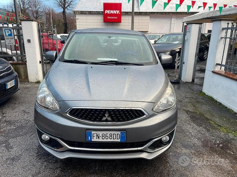 Usata Mitsubishi Space Star Invite 71 CV (52 kW) 2018 Grigio Berlina