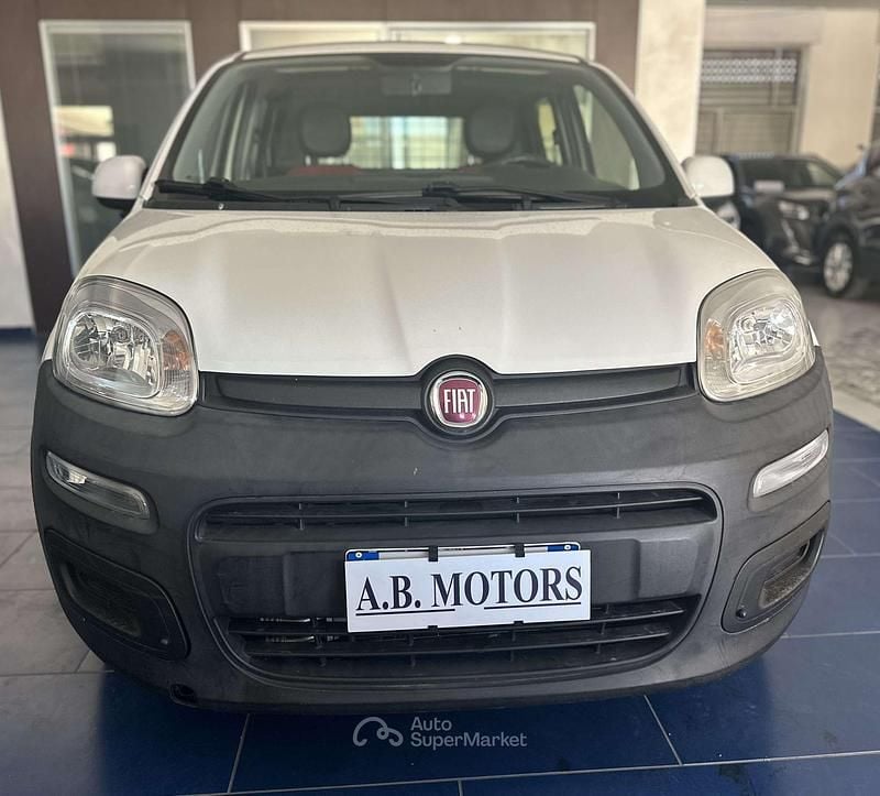 Usata Fiat Panda 80 CV (58 kW) 2019 Bianco Utilitaria