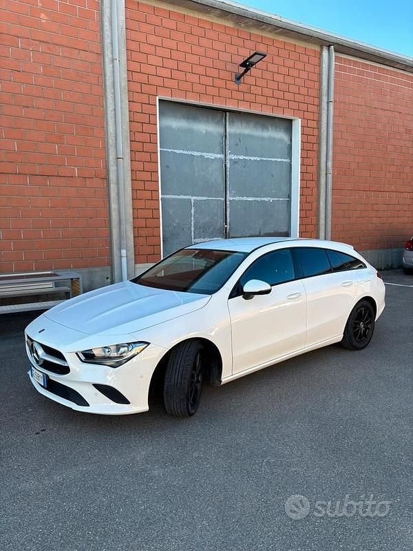 Usata Mercedes CLA200 148 CV (108 kW) 2021 Bianco Station wagon