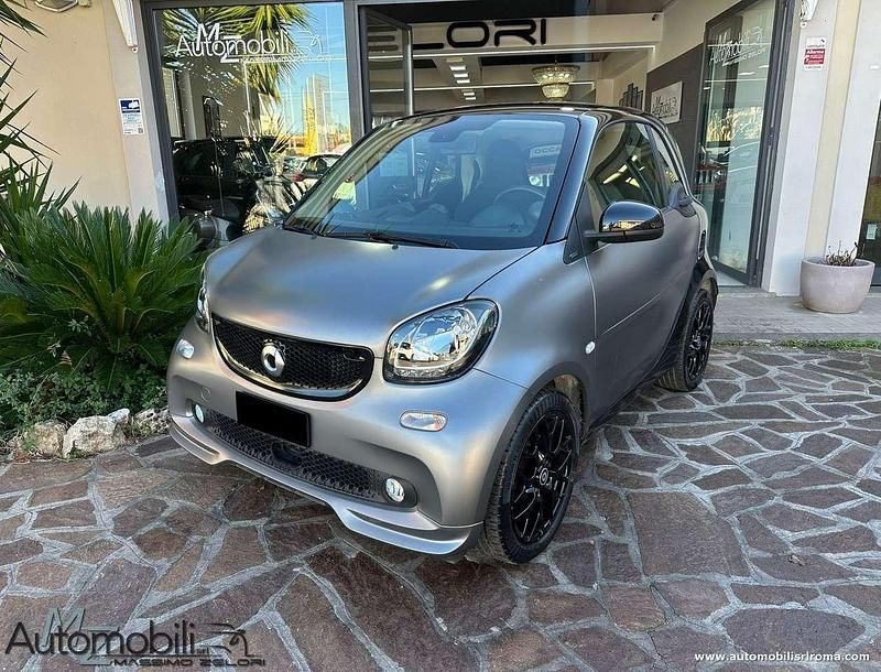 Usata Smart ForTwo Coupé Superpassion 71 CV (52 kW) 2019 Grigio Utilitaria