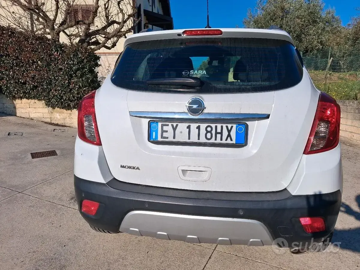 Usata Opel Mokka 140 CV (102 kW) 2015 Bianco SUV