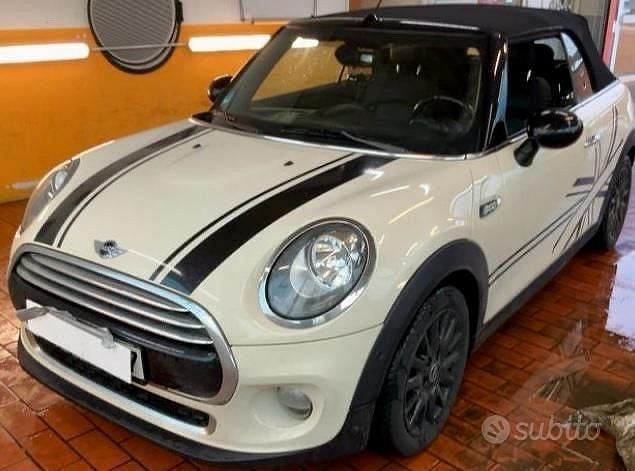 Usata Mini Cooper S Cabriolet 136 CV (100 kW) 2016 Bianco Cabrio