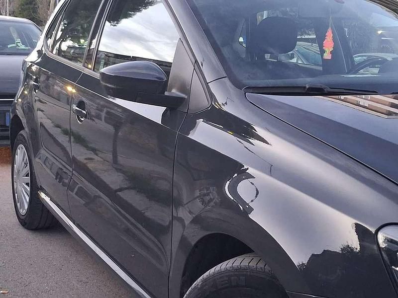 Usata VW Polo Comfortline 90 CV (66 kW) 2016 Grigio Berlina