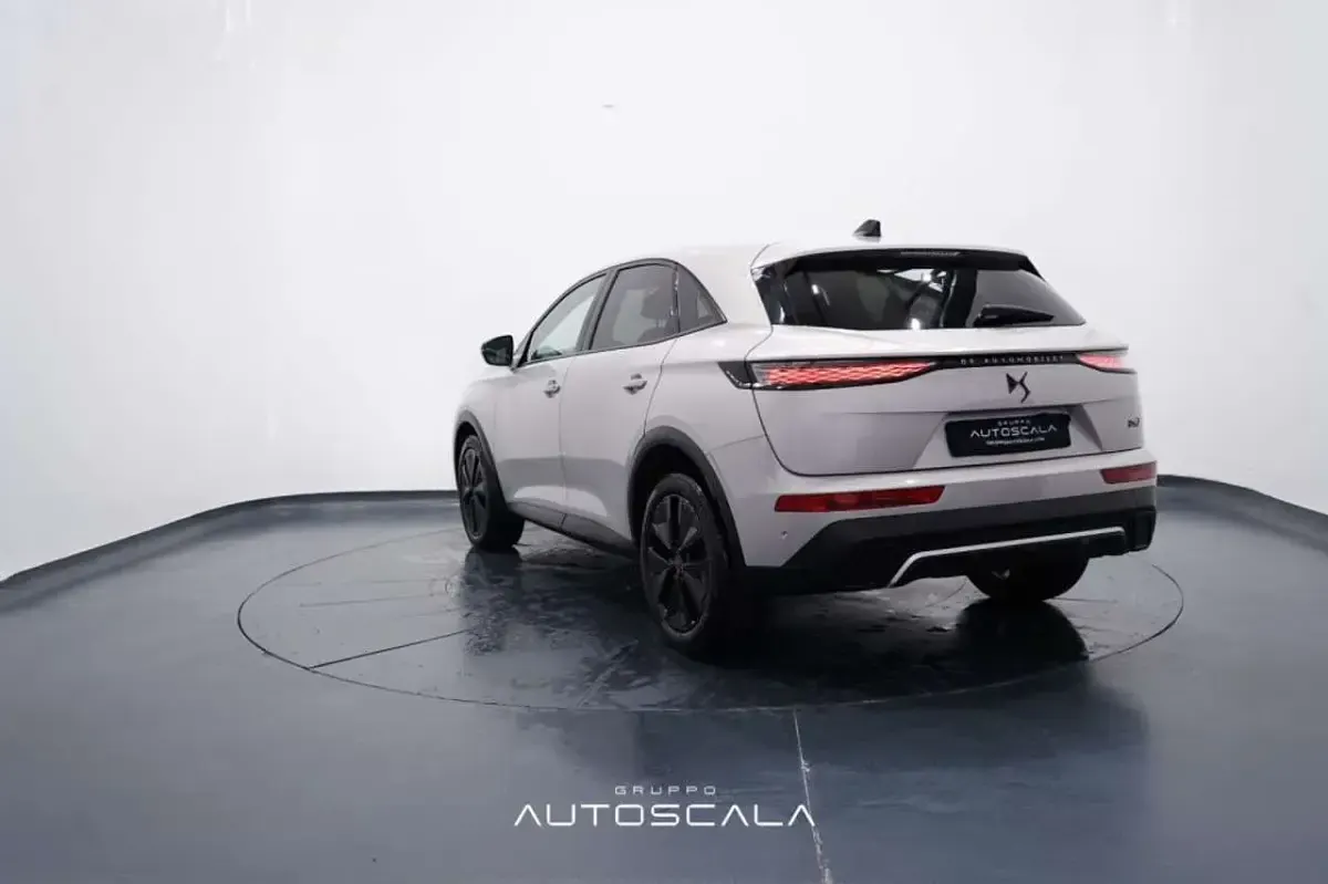 Usata DS Automobiles DS7 Crossback Performance 131 CV (96 kW) 2023 Grigio cristallo [m0ph] SUV