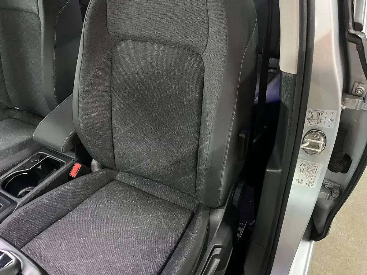 Usata VW Golf VIII 116 CV (85 kW) 2022 Grigio Berlina