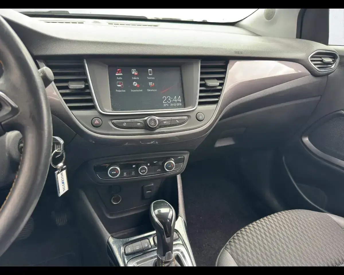 Usata Opel Crossland X Innovation 120 CV (88 kW) 2019 Nero SUV