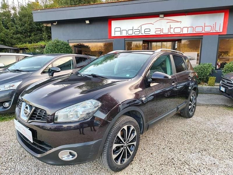 Nero Usata 2012 Nissan Qashqai N-TEC SUV | 6900 € (Buon prezzo) - Immagine 1/4