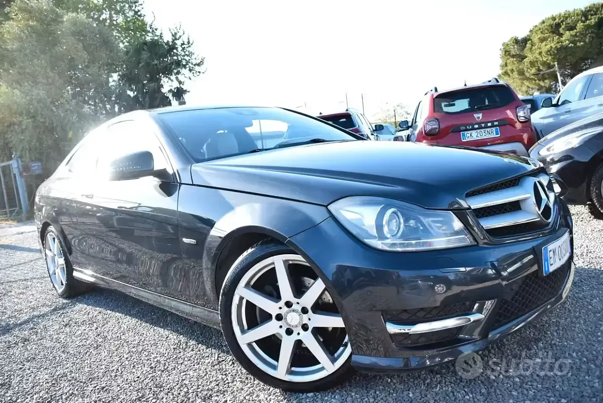 Usata Mercedes C220 Avantgarde 170 CV (125 kW) 2013 Grigio Coupé