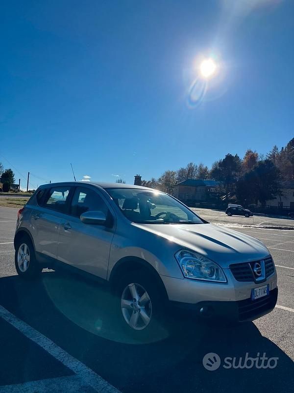 Usata Nissan Qashqai 140 CV (102 kW) 2007 Grigio SUV
