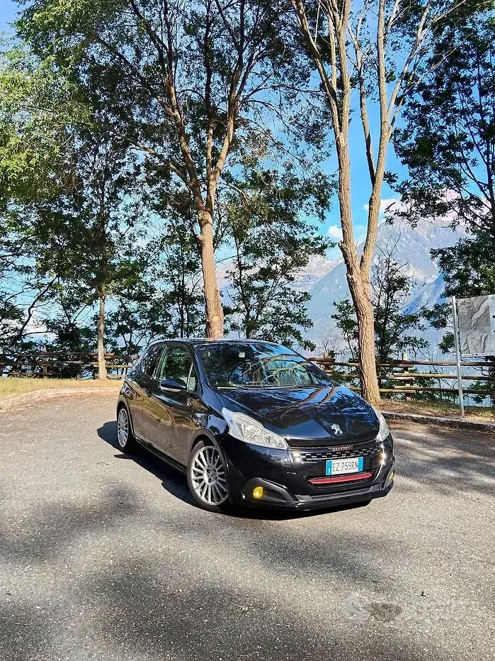 Usata Peugeot 208 GTi 200 CV (147 kW) 2015 Nero Utilitaria