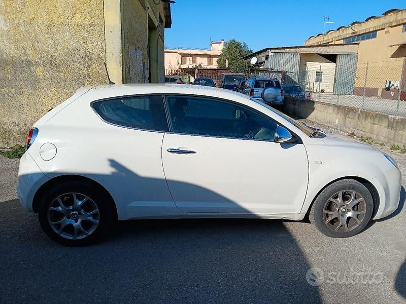 Usata Alfa Romeo MiTo 120 CV (88 kW) 2015 Bianco Utilitaria