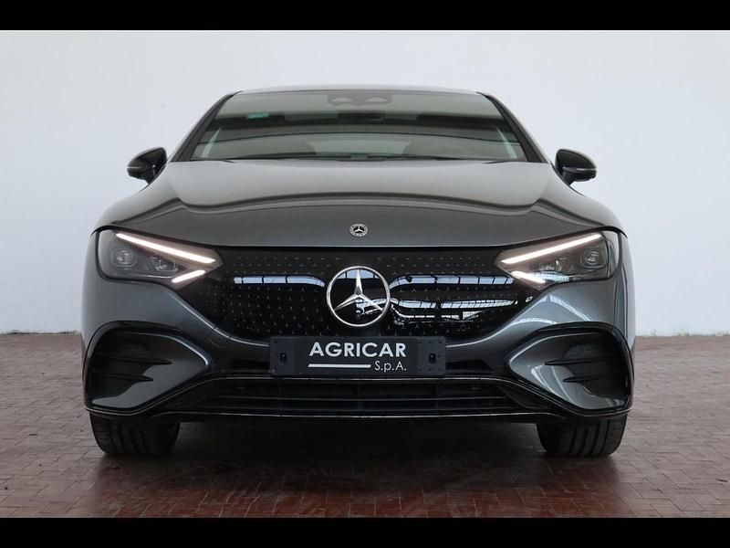 Nuova Mercedes EQE350 Premium Plus 135 kW (184 CV) 2026 Grigio Berlina