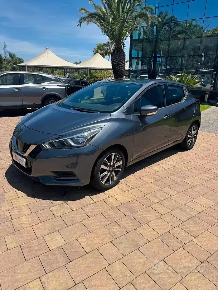 Usata Nissan Micra N-Connecta 90 CV (66 kW) 2017 Grigio Utilitaria