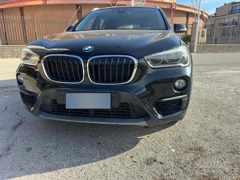Usata BMW X1 150 CV (110 kW) 2017 Nero SUV