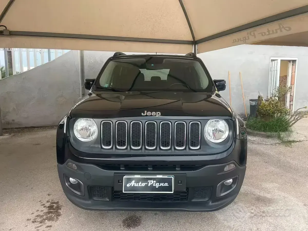 Usata Jeep Renegade Longitude 140 CV (102 kW) 2016 Nero SUV