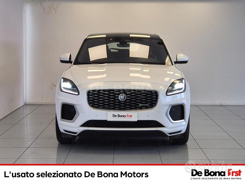 Begagnad Jaguar E-Pace R-Dynamic 204 HK (150 kW) 2021 Vit SUV