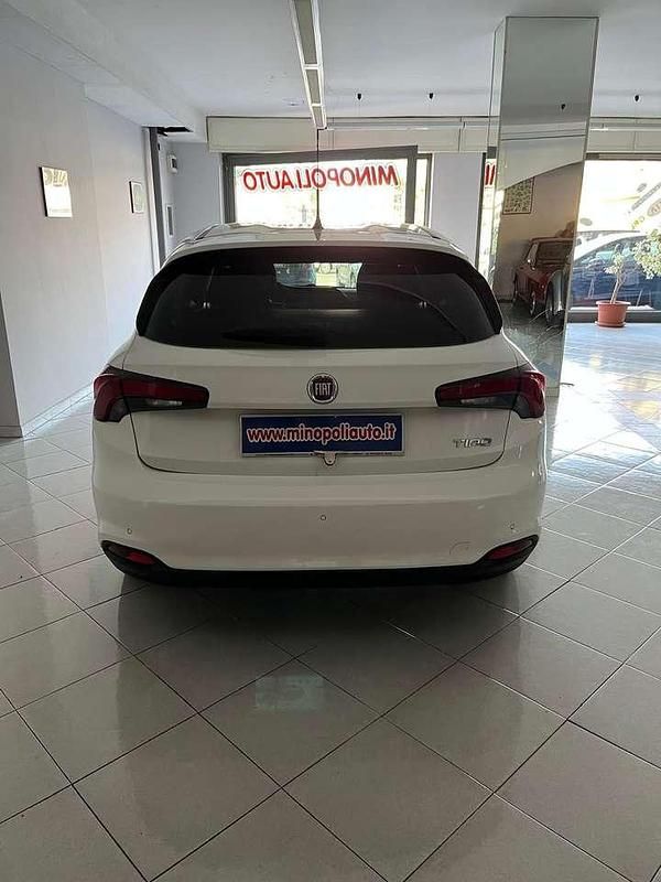 Usata Fiat Tipo Pop 95 CV (69 kW) 2019 Bianco Berlina