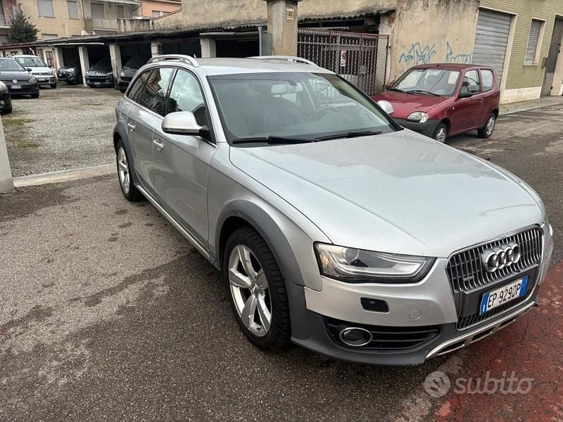 Usata Audi A4 Allroad 177 CV (130 kW) 2012 Grigio Station wagon