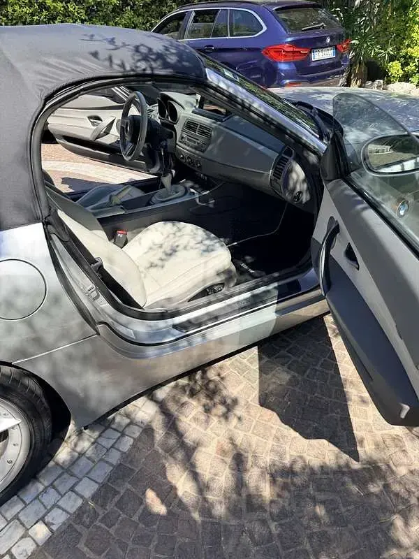 Usata BMW Z4 192 CV (141 kW) 2003 Argento Cabrio