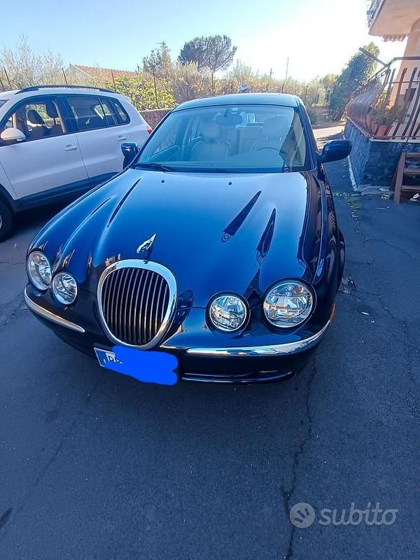 Usata Jaguar S-Type Executive 238 CV (175 kW) 2001 Blu Berlina