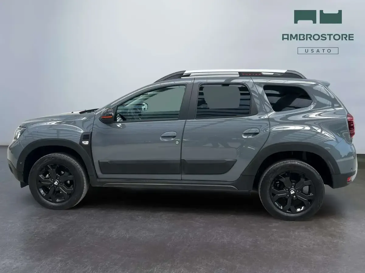 Usata Dacia Duster Extreme 101 CV (74 kW) 2022 Grey matter SUV