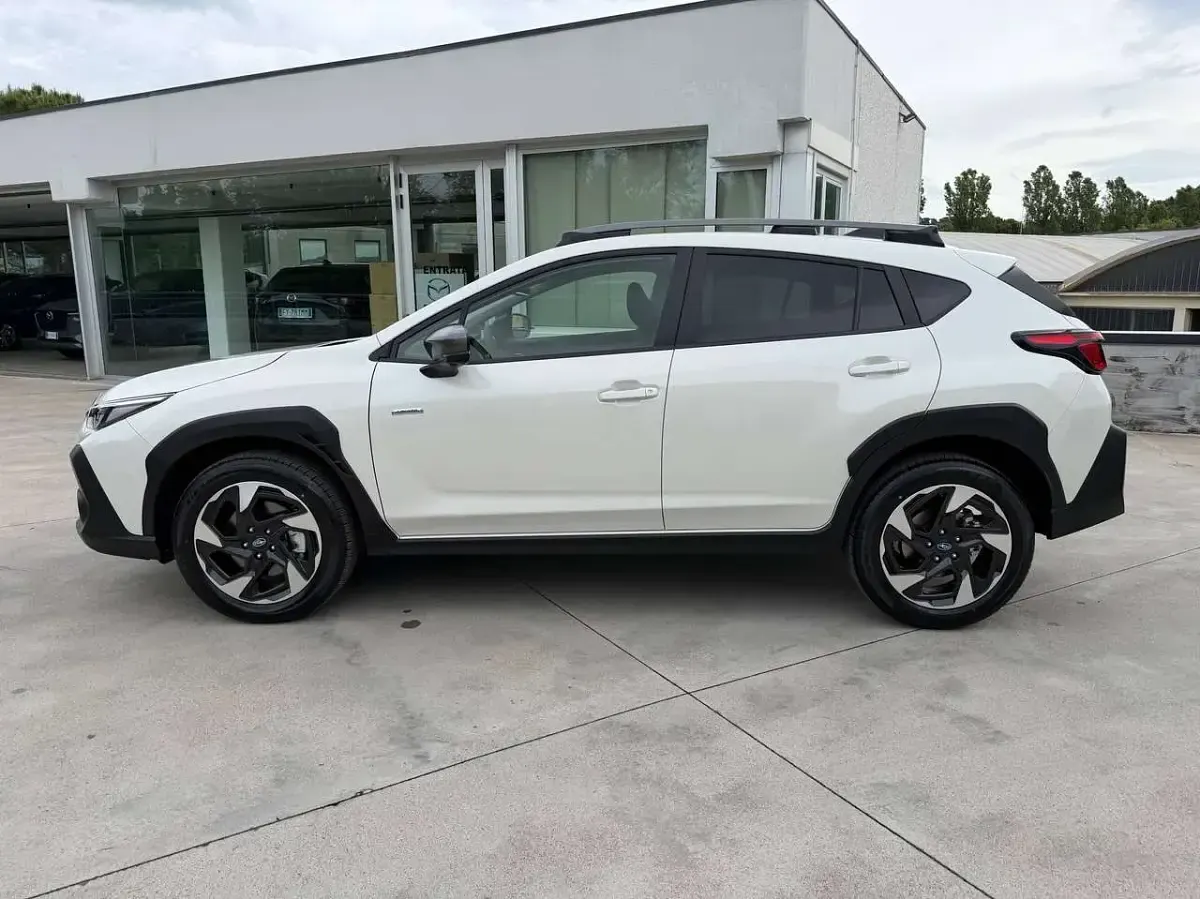 Nuova Subaru Crosstrek Style 136 CV (100 kW) 2026 Bianco SUV