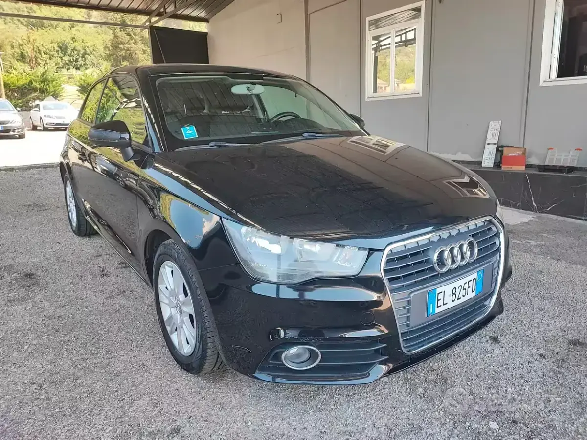 Usata Audi A1 Ambition 86 CV (63 kW) 2012 Nero Utilitaria