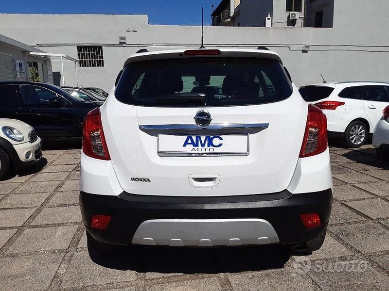 Usata Opel Mokka 116 CV (85 kW) 2014 Bianco SUV