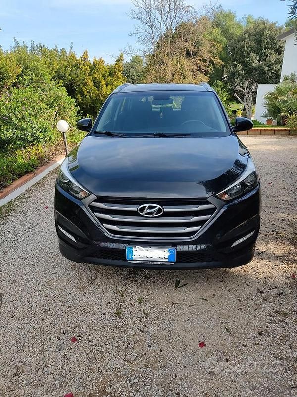 Usata Hyundai Tucson Comfort 116 CV (85 kW) 2017 Nero SUV