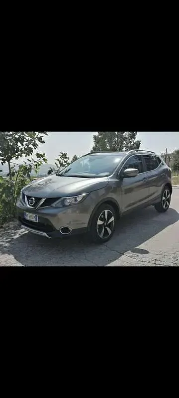 Usata Nissan Qashqai Tekna 110 CV (80 kW) 2016 SUV