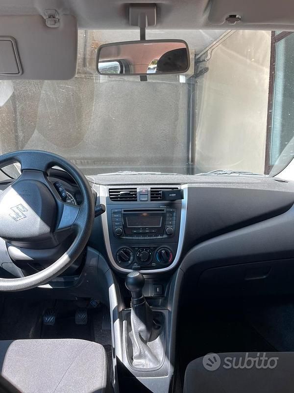 Usata Suzuki Celerio 68 CV (50 kW) 2015 Grigio Utilitaria