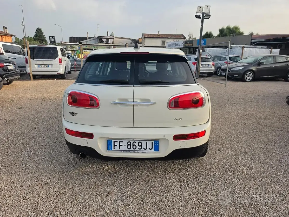 Usata Mini Cooper D Clubman Business 150 CV (110 kW) 2016 Beige Station wagon
