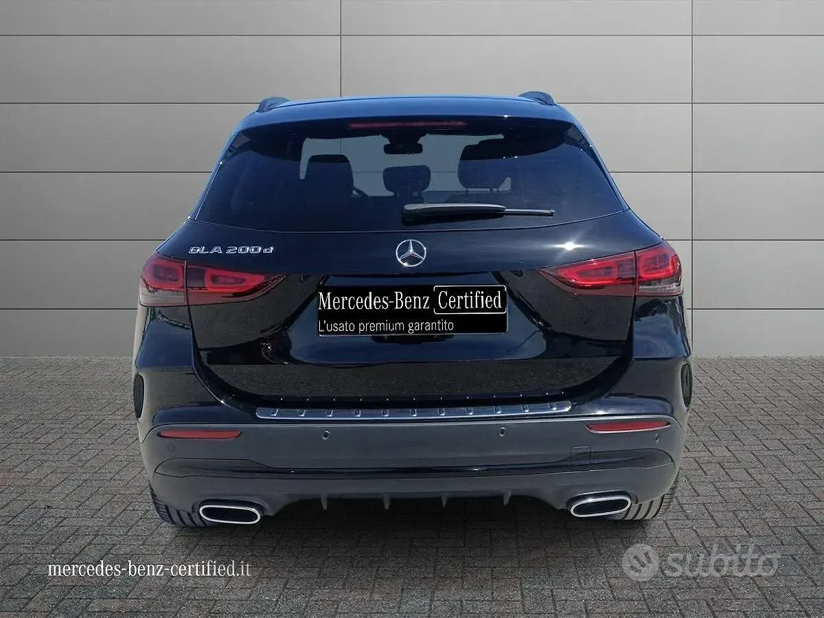 Usata Mercedes GLA200 Premium 150 CV (110 kW) 2023 Nero SUV