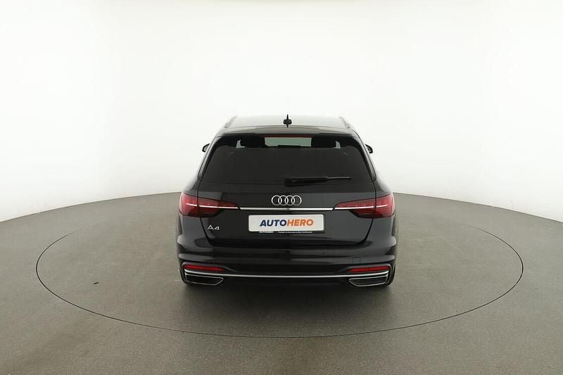 Usata Audi A4 Advanced 163 CV (119 kW) 2023 Nero