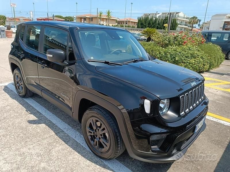 Usata Jeep Renegade Longitude 120 CV (88 kW) 2023 Nero SUV