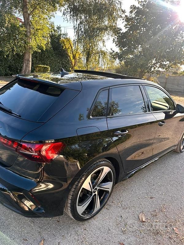 Usata Audi A3 S-Line 150 CV (110 kW) 2025 Nero Station wagon
