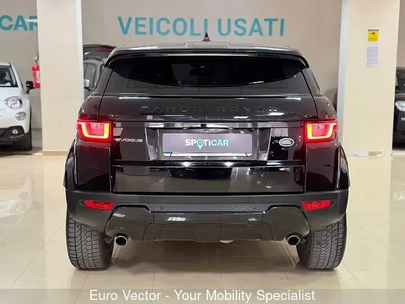 Usata Land Rover Range Rover evoque Pure 150 CV (110 kW) 2018 Nero SUV