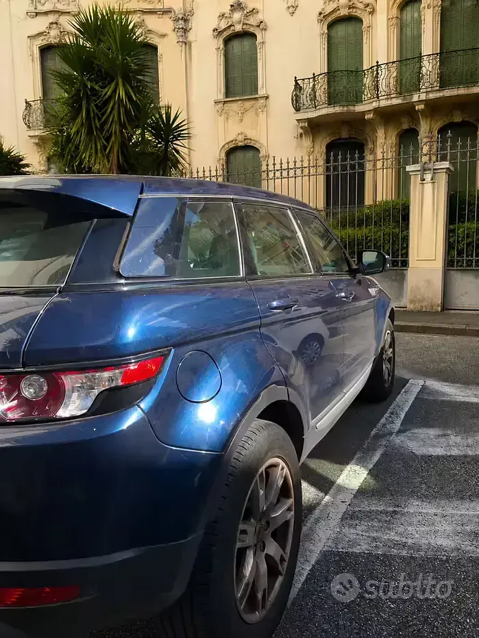 Usata Land Rover Range Rover evoque 150 CV (110 kW) 2014 Blu SUV