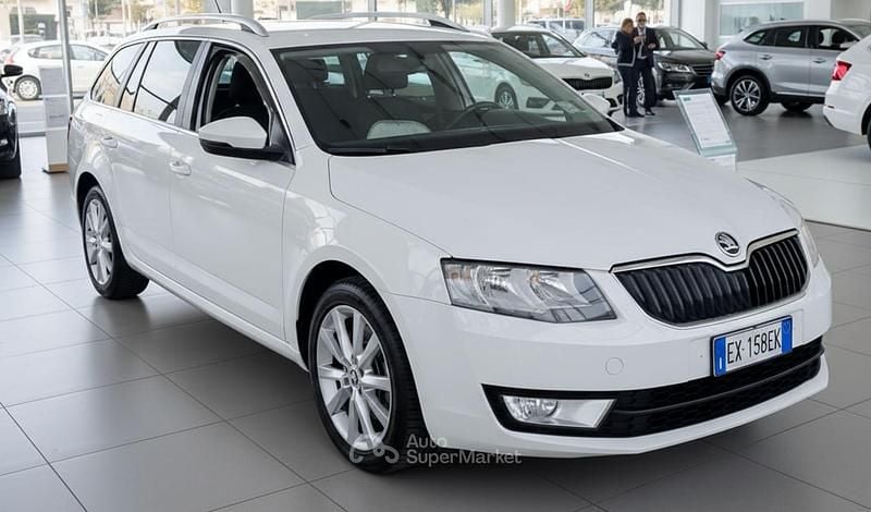 Usata Skoda Octavia Ambition 105 CV (77 kW) 2014 Bianco Station wagon