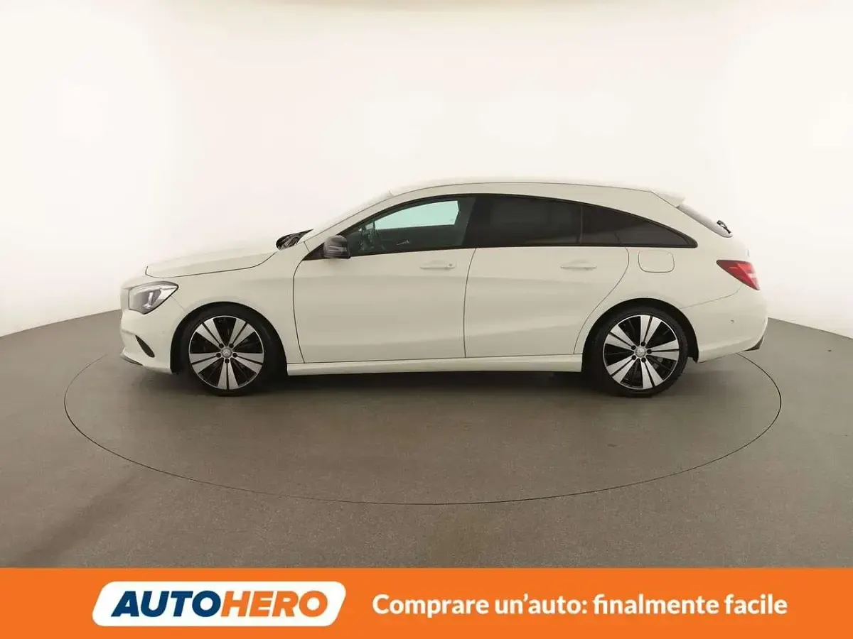 Usata Mercedes CLA200 Shooting Brake 136 CV (100 kW) 2017 Bianco Station wagon