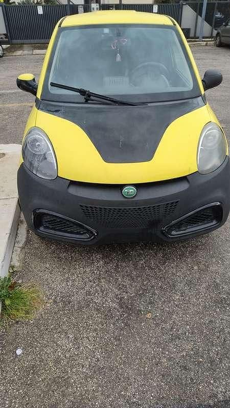 Usata Zhidou D2 8 kW (12 CV) 2016 Giallo Utilitaria