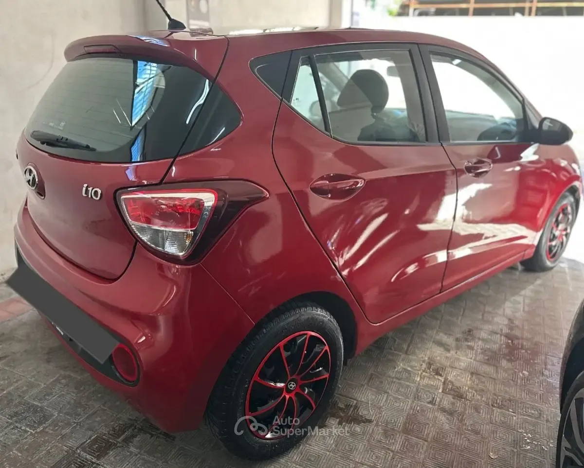 Używany Hyundai i10 67 KM (49 kW) 2018 Czerwony Hatchback