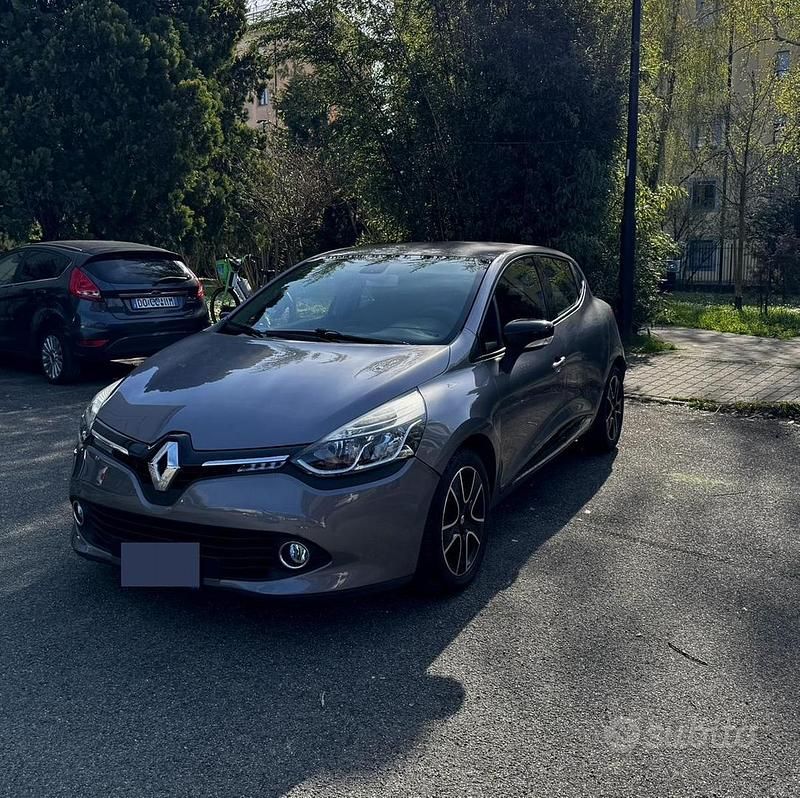 Usata Renault Clio IV 90 CV (66 kW) 2014 Grigio Utilitaria