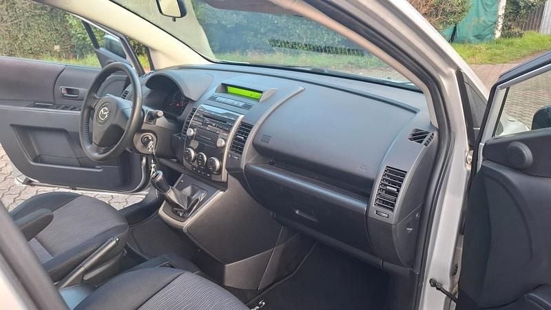 Usata Mazda 5 115 CV (84 kW) 2009 Argento Monovolume