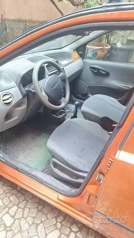 Usata Fiat Punto 2000 Utilitaria