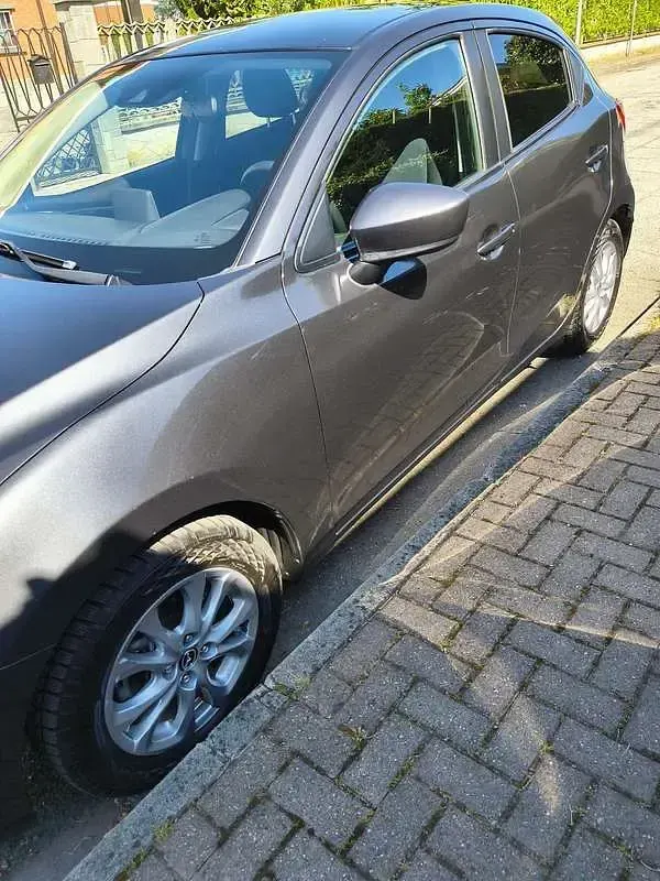 Usata Mazda 2 Evolve 105 CV (77 kW) 2017 Utilitaria