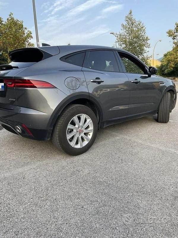 Usata Jaguar E-Pace 150 CV (110 kW) 2019 Bianco SUV