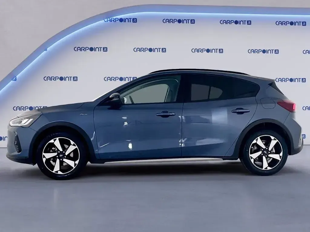 Usata Ford Focus Active 125 CV (91 kW) 2022 Blu Berlina